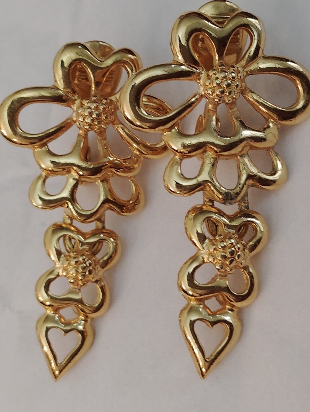 Monet Gold Floral Heart Drop Clip on Earrings (Flaw)